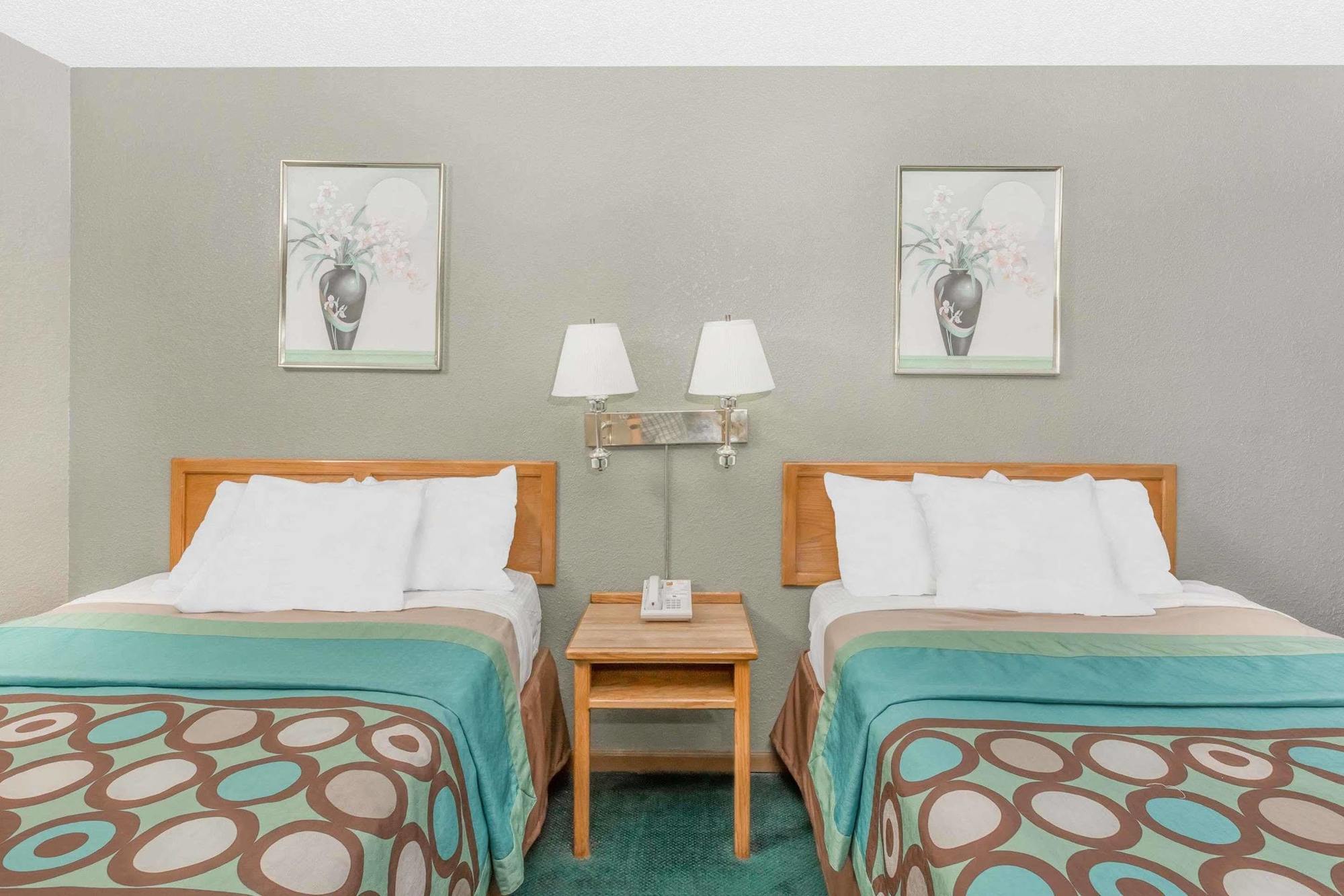 Budgetel Inn & Suites Butler Exteriör bild